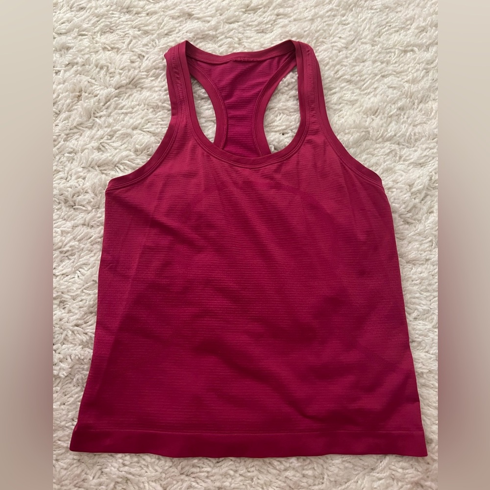 Lululemon tank top
